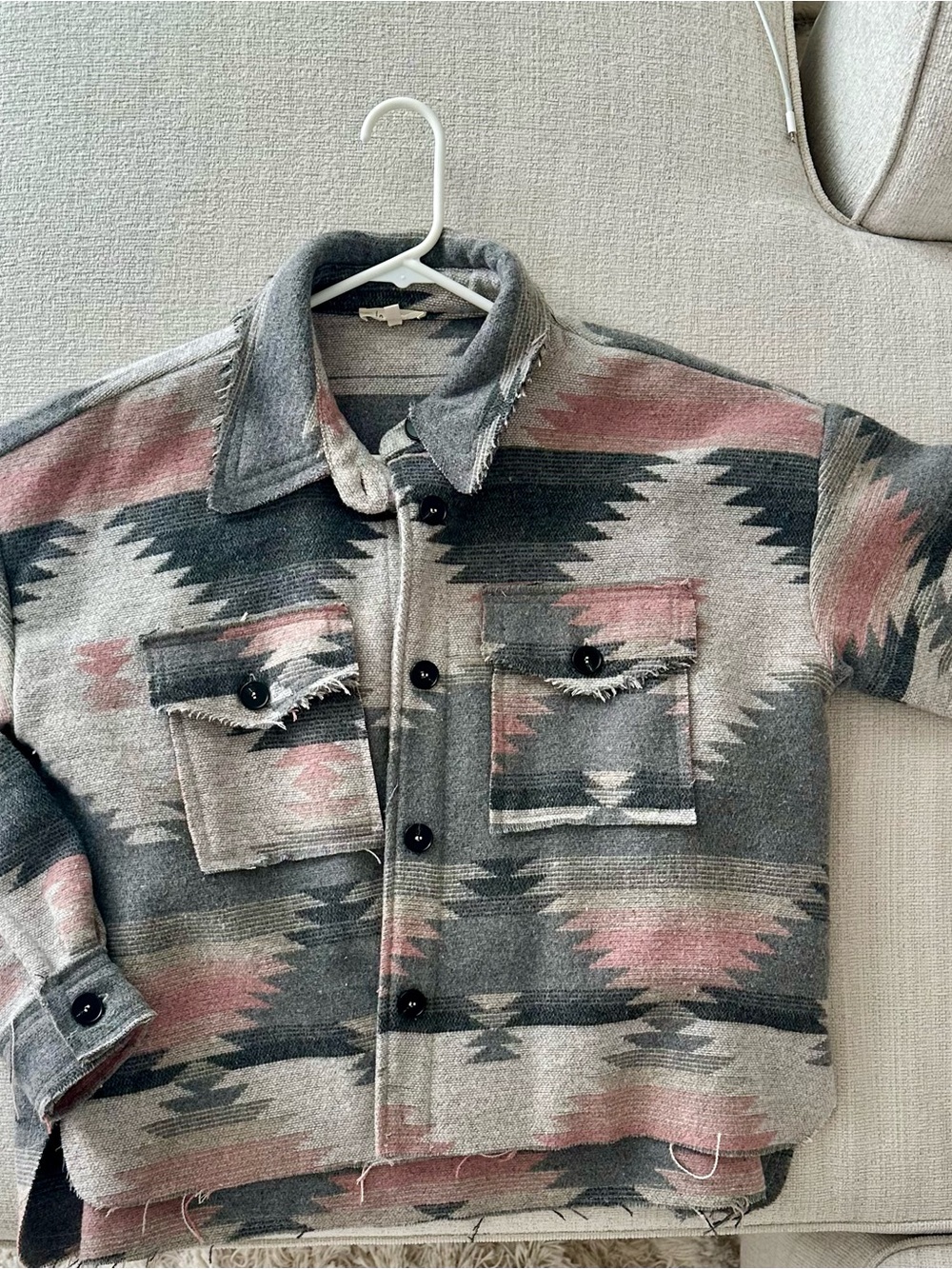LA MIEL Women’sGrey and Dusty Pink Aztec Button-Front Jacket